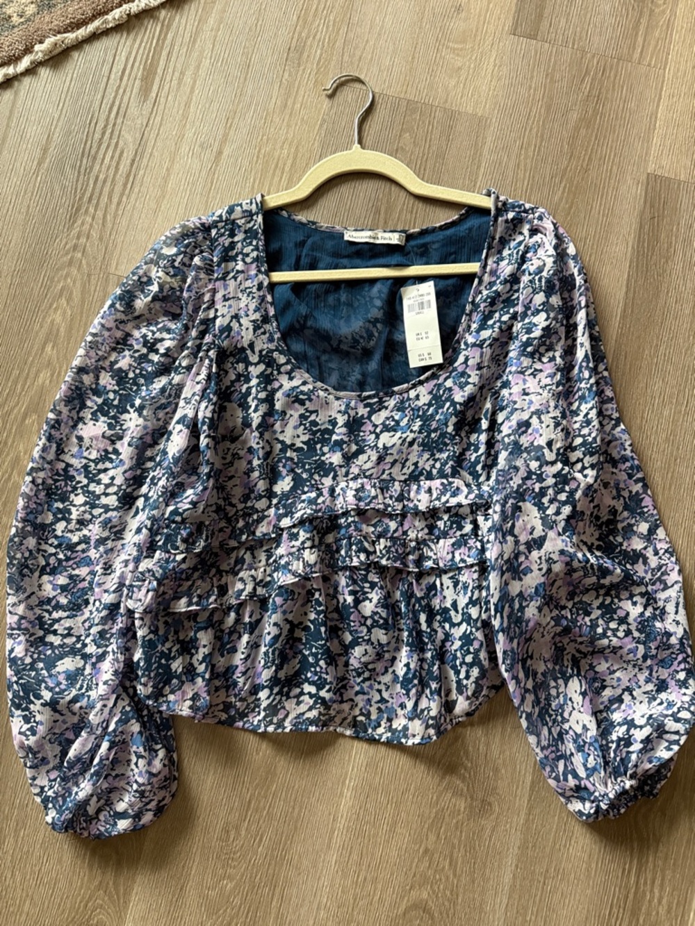 NWT A&F Lavender & Navy Floral Ruffle Top